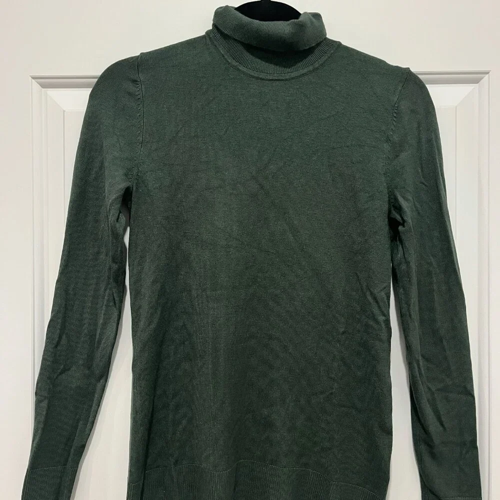 R Essentials Xsmall Turtleneck - Picture 2 of 2